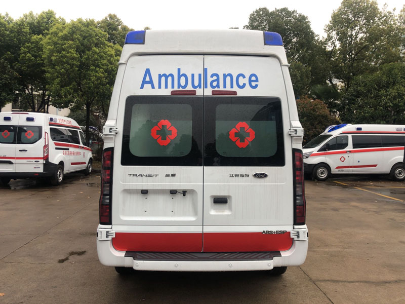 福特V348長軸高頂客運（福星頂）救護車